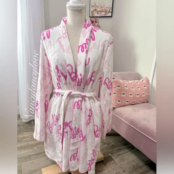Barbie robe large NWT - Picture 1 of 3